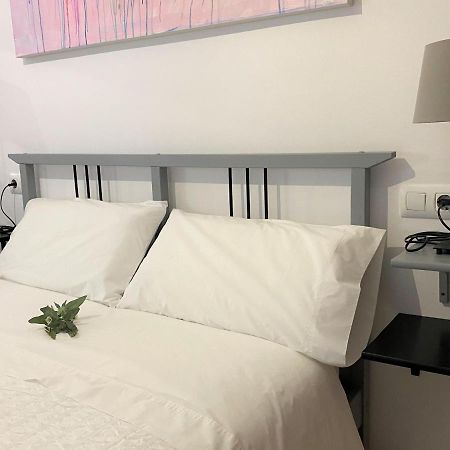 Apartamento Entero A 10 Minutos En Coche De Sevilla Centro Camas Exterior photo